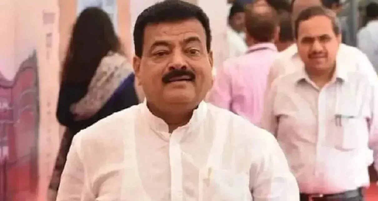 Bhaskar Jadhav and supriya sule